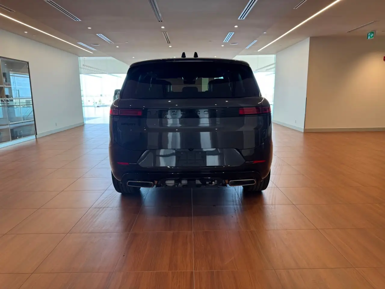 Land Rover Range Rover Sport снимка Land Rover Range Rover Sport