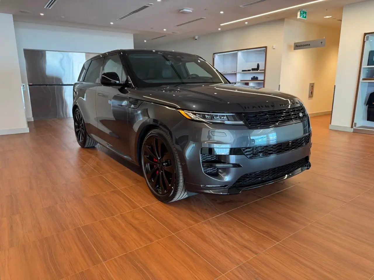 Land Rover Range Rover Sport снимка Land Rover Range Rover Sport