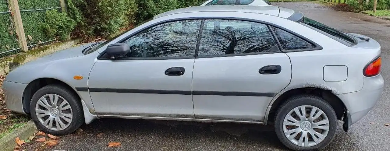 Mazda 323 1.8 Automatique, foto 5