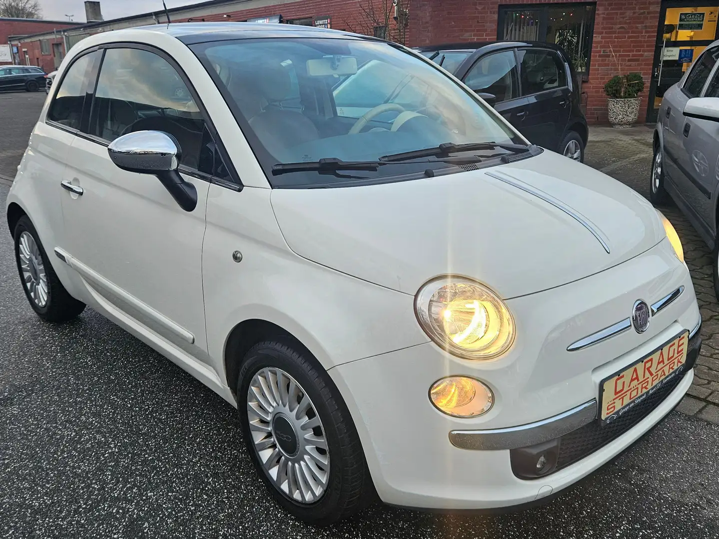 Fiat 500 Lounge  ALU. -  ALLWETTERREIFEN - TÜV & AU NEU Weiß - 1