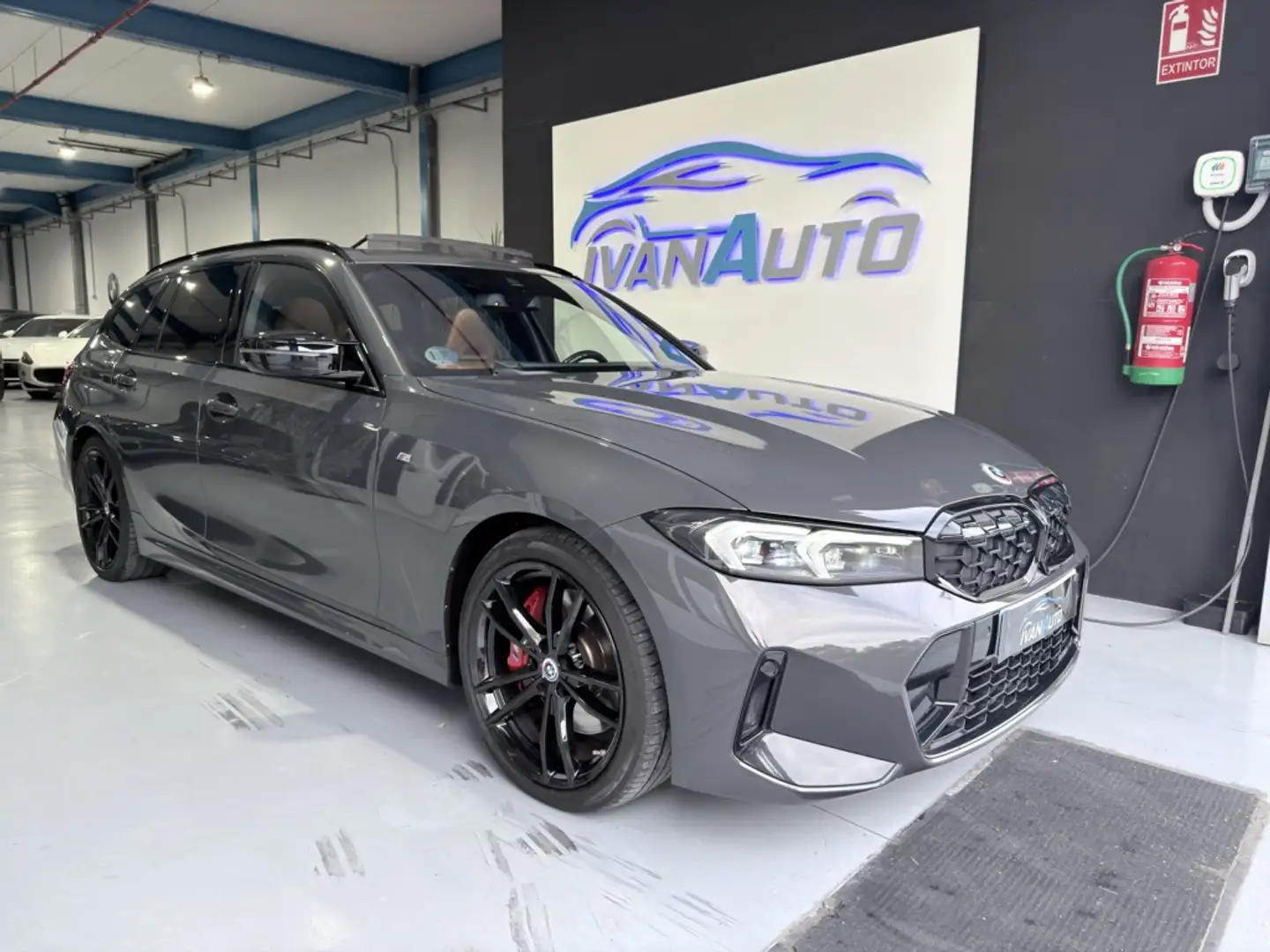 BMW 340 M340iA xDrive M Sport Pro Grijs - 1