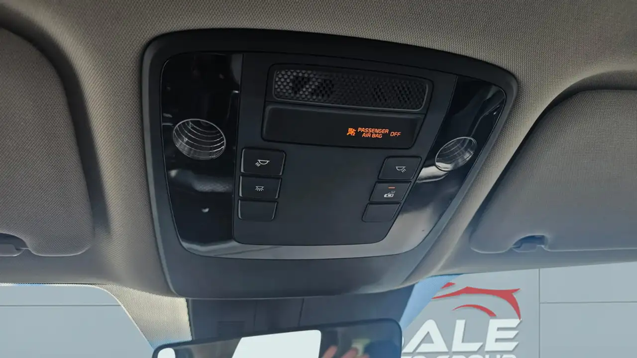 Kia Carnival снимка Kia Carnival