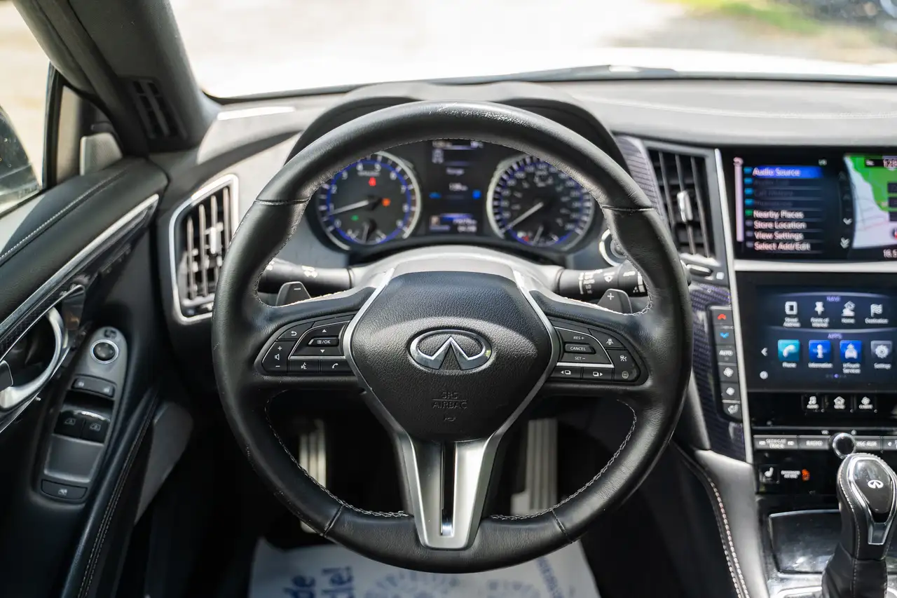 Infiniti Q60 photo Infiniti Q60