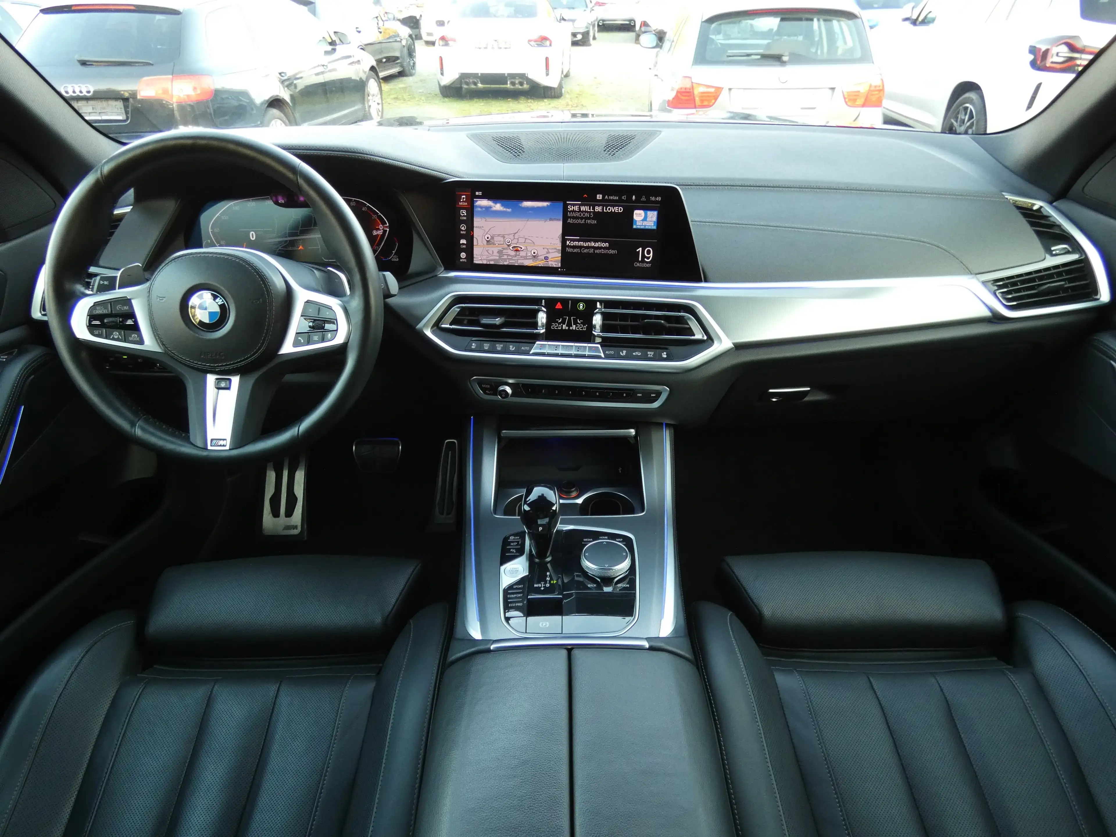 BMW X5 xDrive40d Head-Up+AHK+StHz+Navi+Pano+Kamera — photo 14