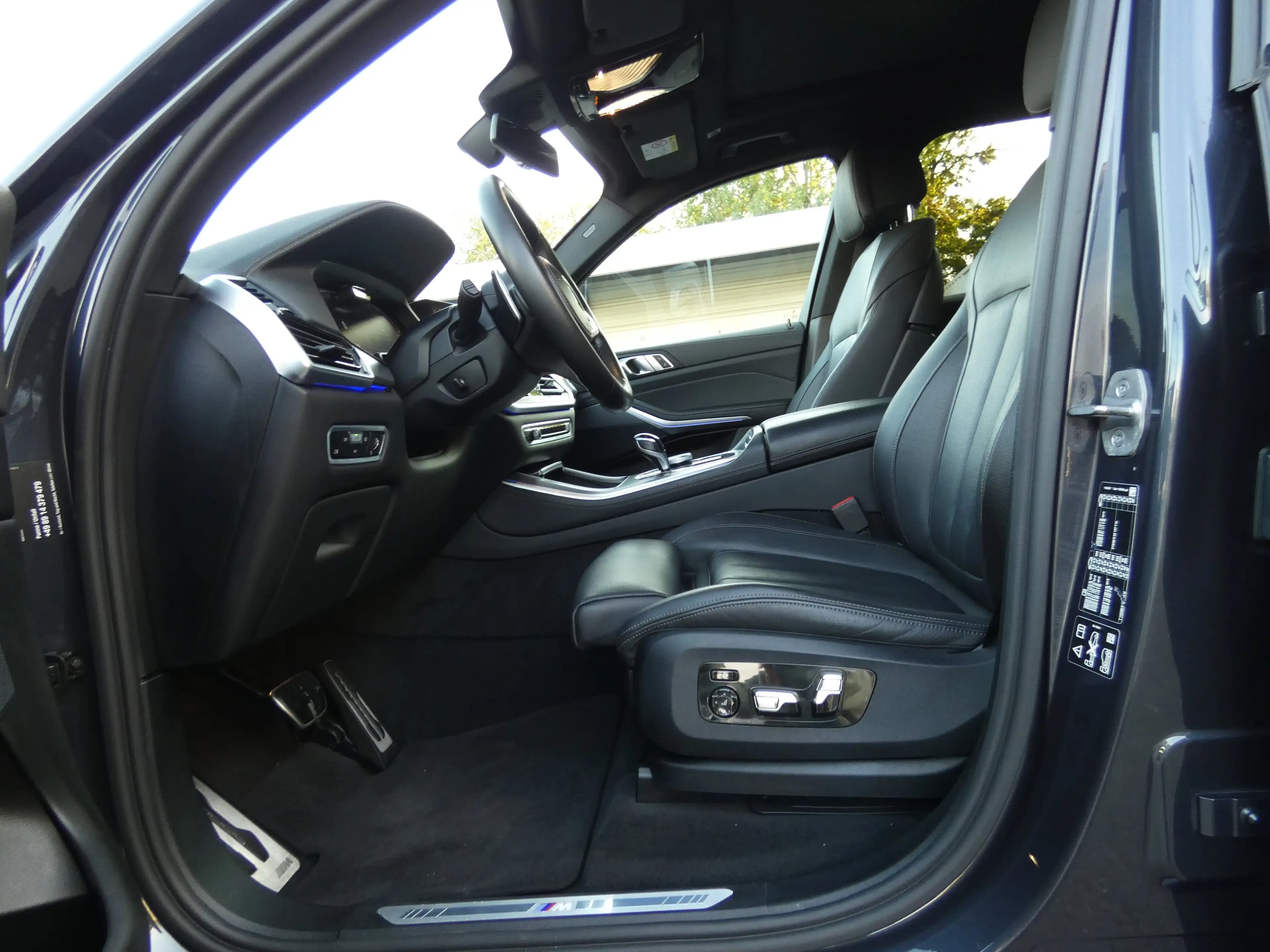BMW X5 xDrive40d Head-Up+AHK+StHz+Navi+Pano+Kamera — photo 10