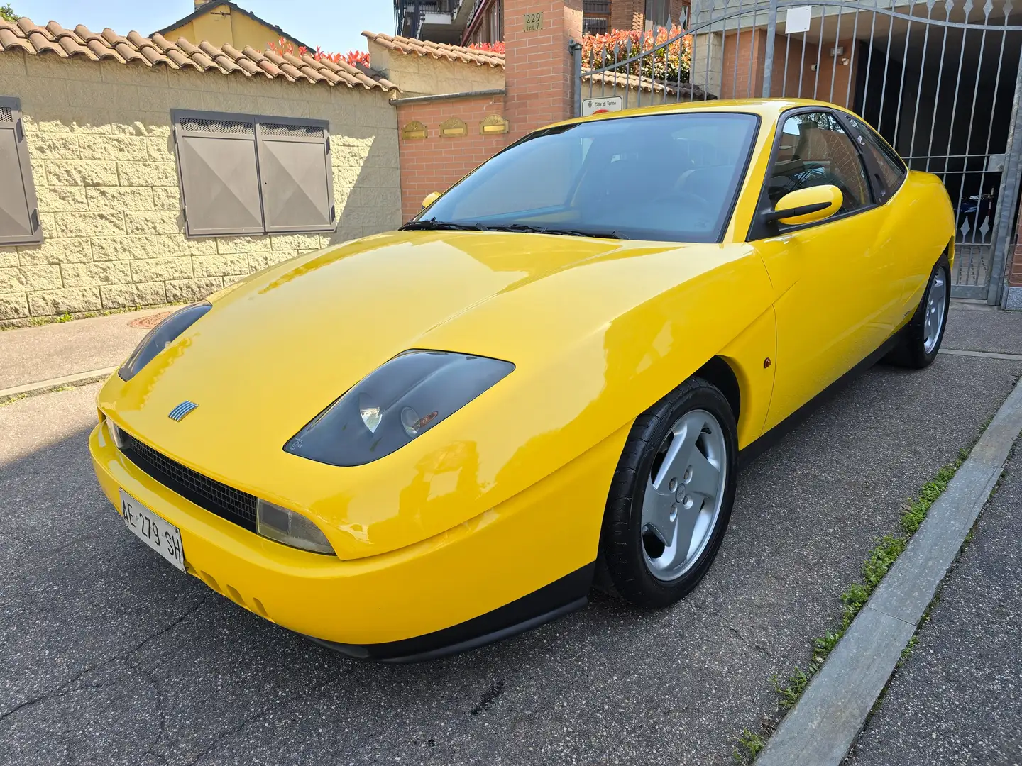 Fiat Coupe 2.0 16v Turbo Plus Yellow - 1