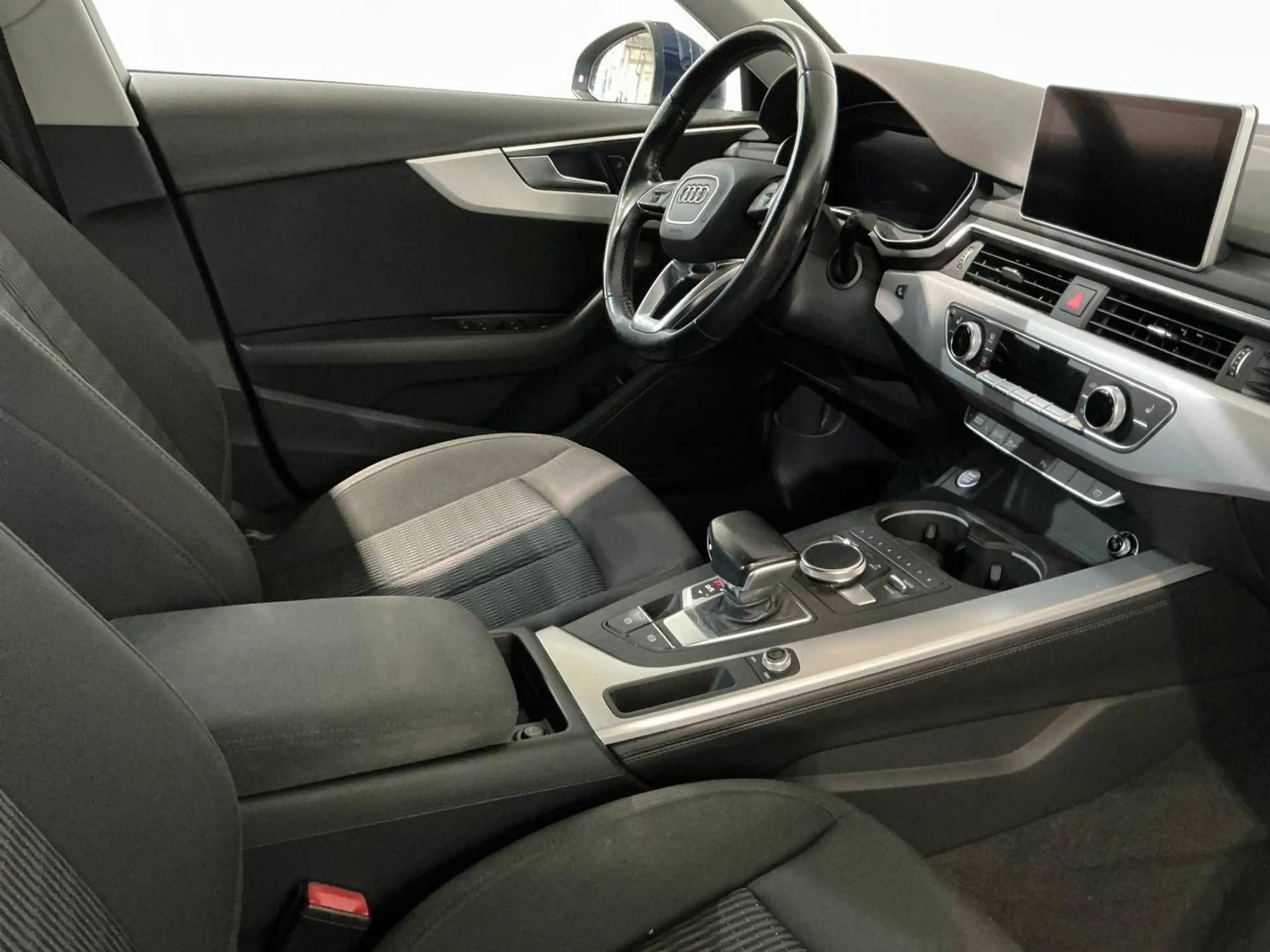 Audi A4 Lim. 40 TDI quattro Design/KAMERA/MATRIX/AHK — photo 6