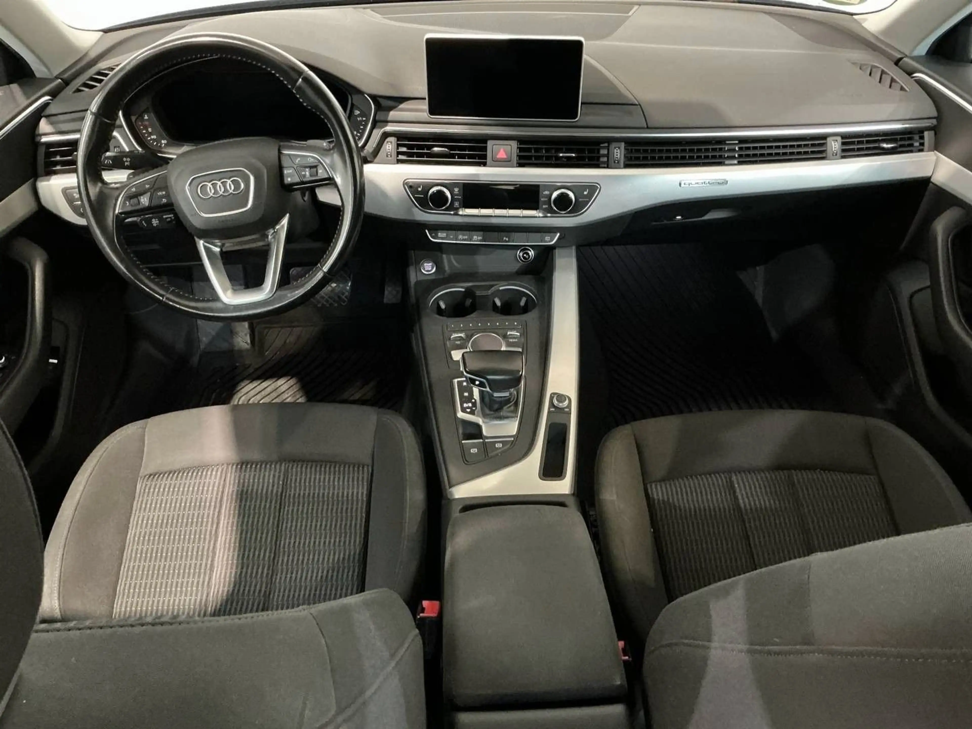 Audi A4 Lim. 40 TDI quattro Design/KAMERA/MATRIX/AHK — photo 7