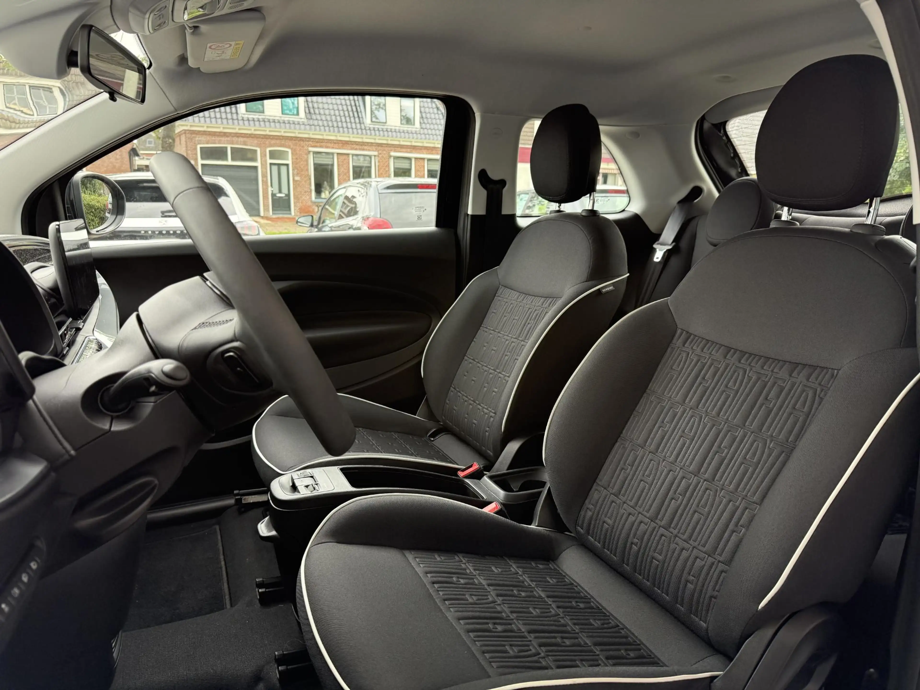 Fiat 500 Urban 42 kWh | 322 WLTP Range | Cruise Control | A — photo 10