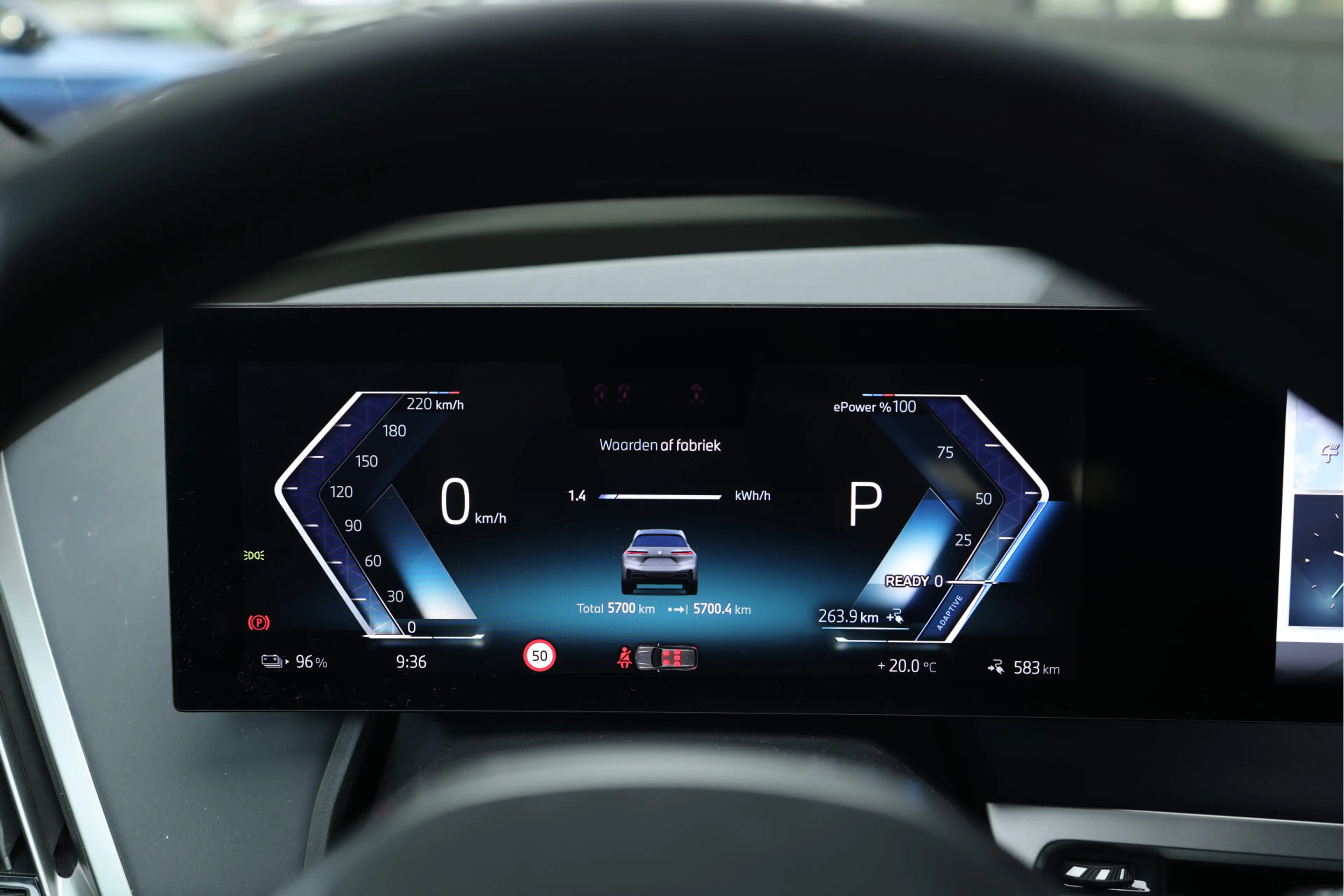 BMW iX xDrive60 112 kWh | Comfort Access | Driving Assist — photo 11