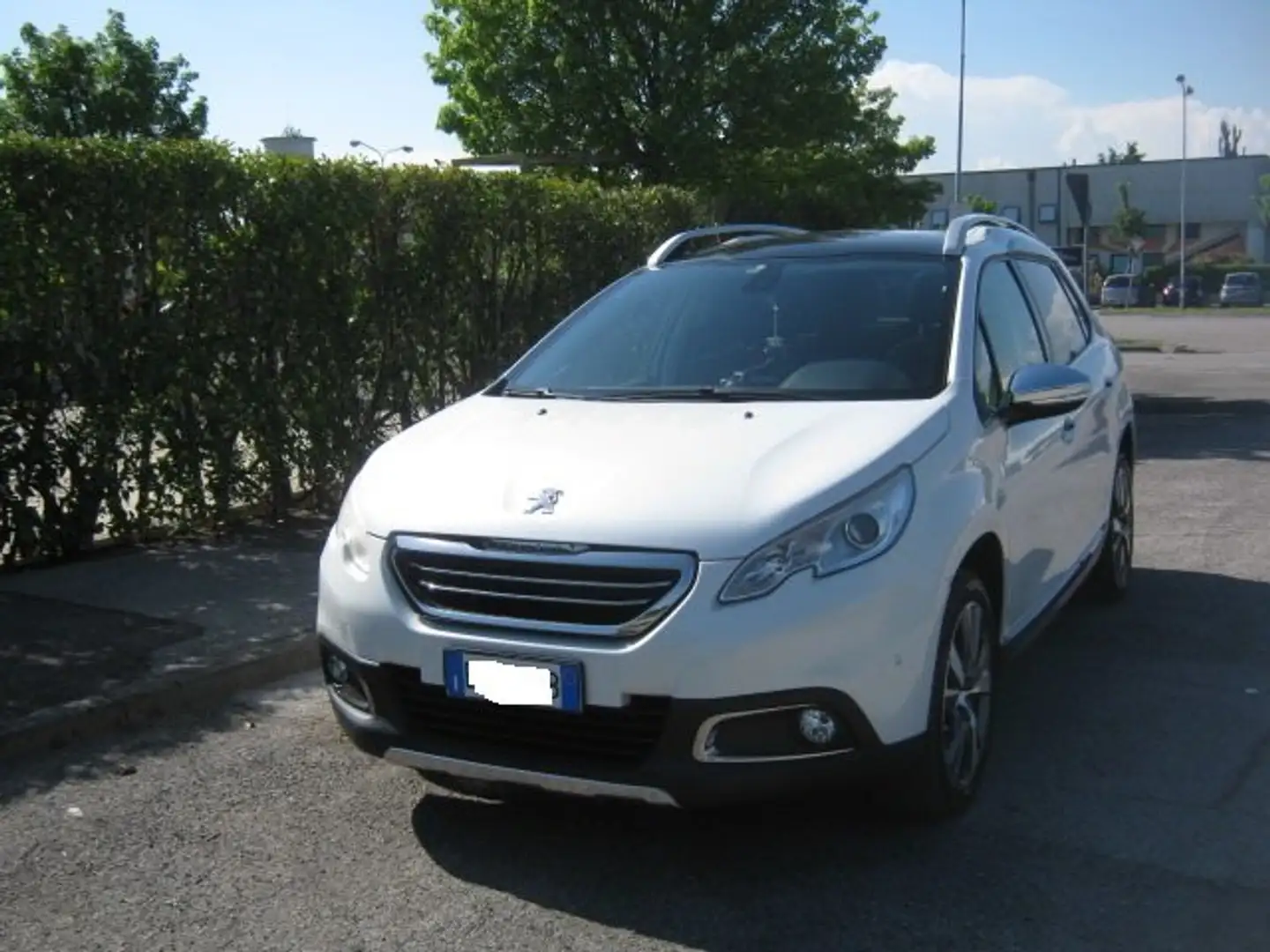 Peugeot 2008 1.6 BlueHDi 120CV S&S Allure Euro6 Neo Patentati Bianco - 1