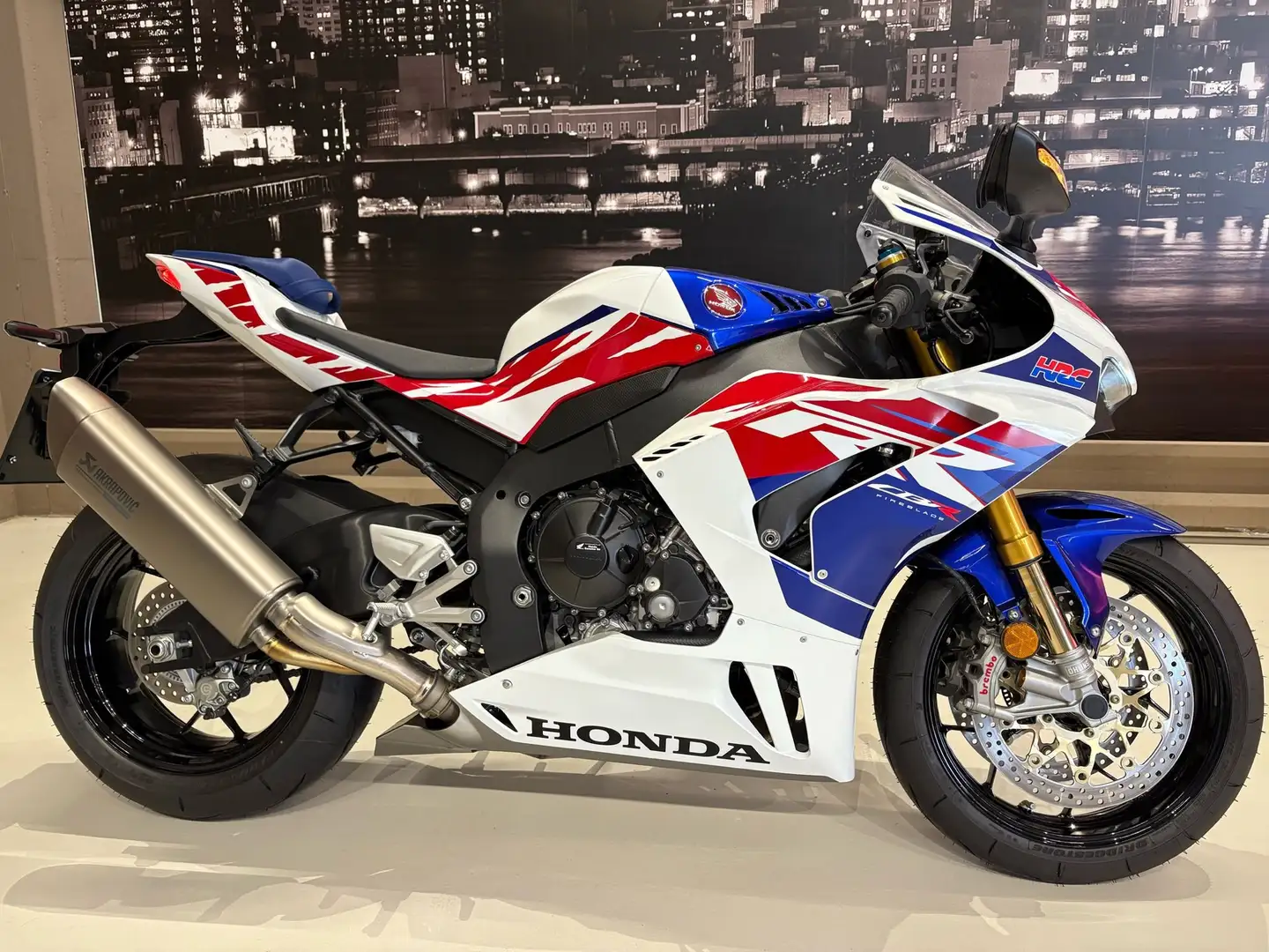 Honda CBR 1000 Honda CBR 1000 Fireblade SP 30th Anniversary - 1