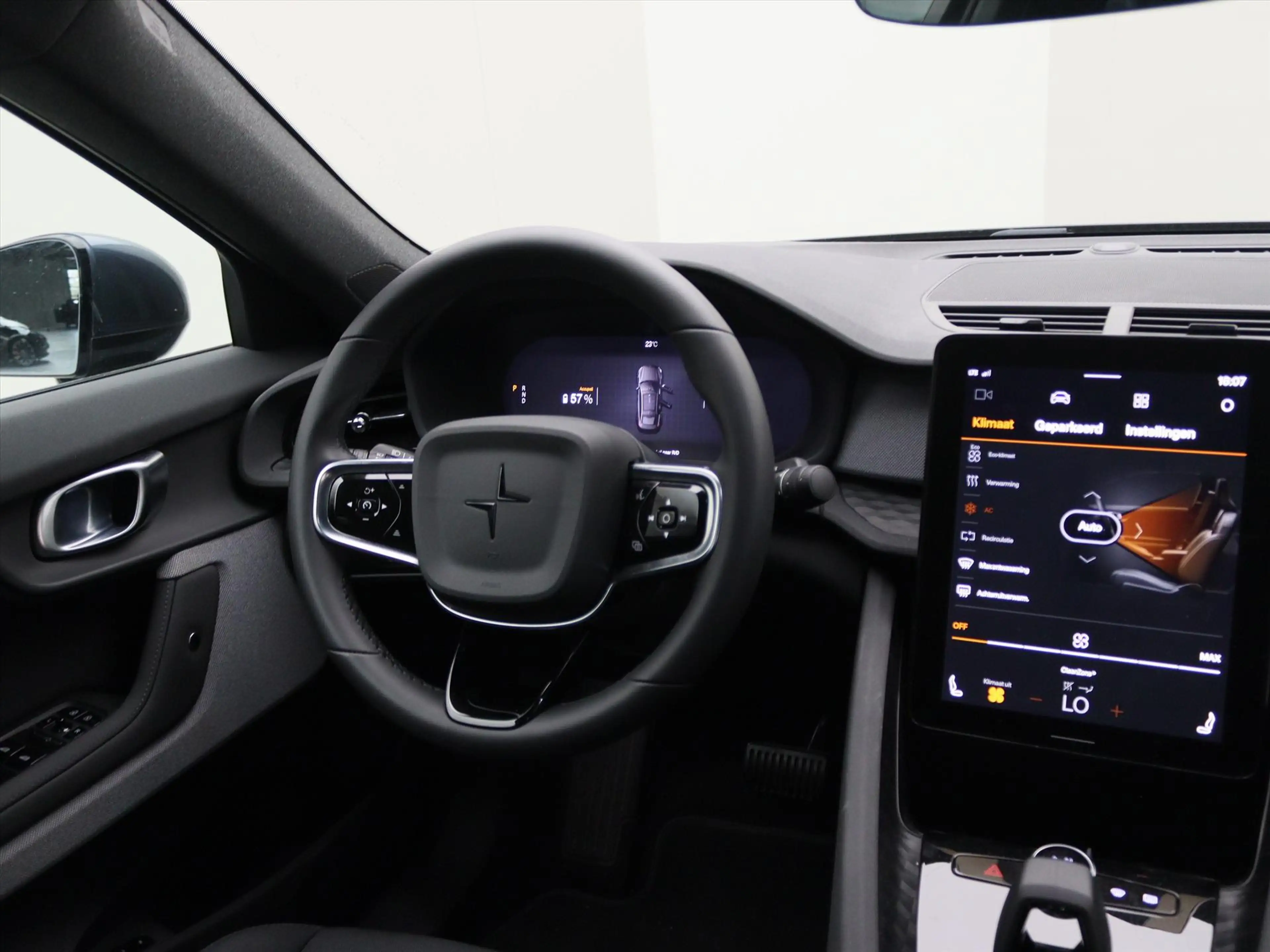 Polestar 2 170kW Long Range Single Motor 231pk [ ACC+PILOT PA — photo 8