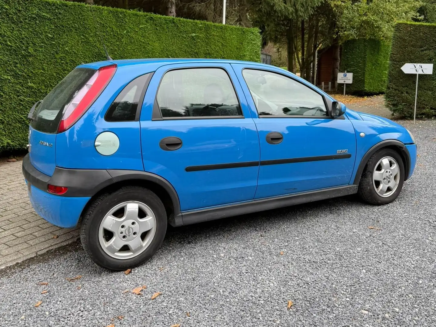 Opel Corsa 1.0i XE 12v N Joy Blauw - 2