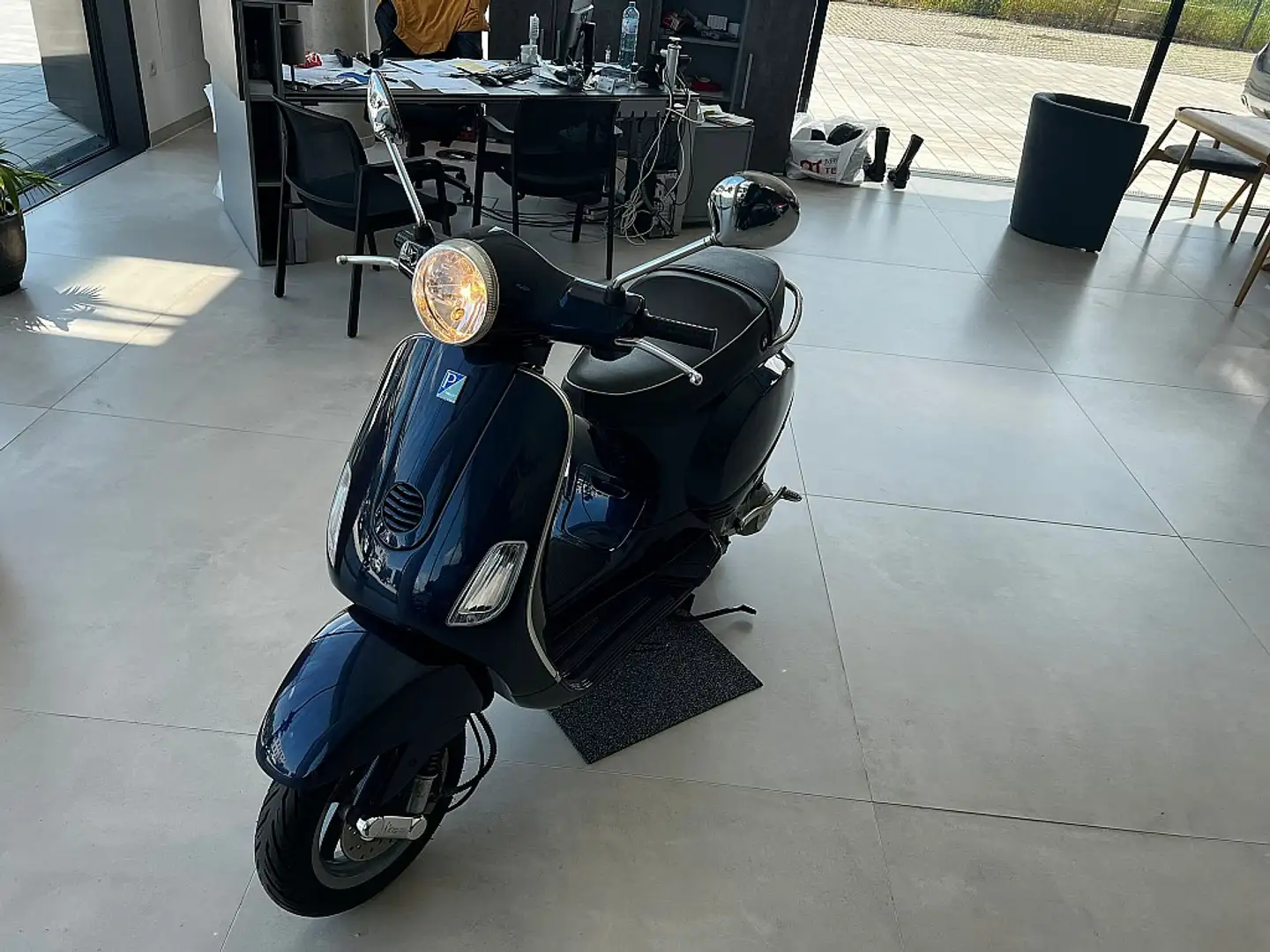 Vespa LX 125 *Remus* - 2