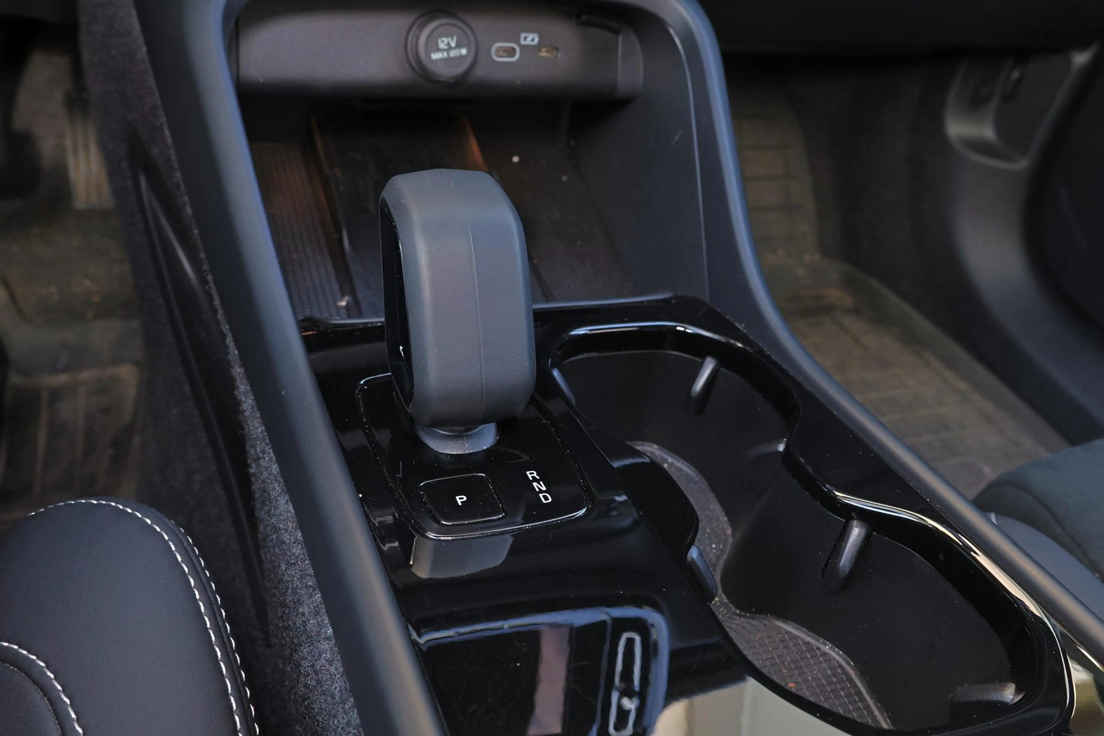 Volvo EX40 Extended Range Ultra 82 kWh - Panorama/schuifdak - — photo 11