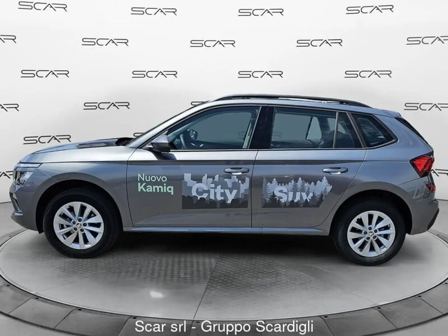 Skoda Kamiq 1.0 TSI Selection con portellone elettrico+climat Grigio - 2