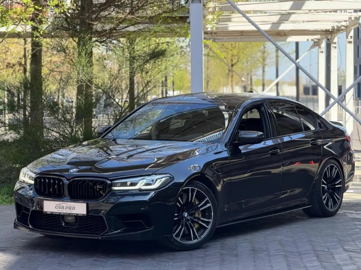 BMW M5 COMPETITION Noir - 2