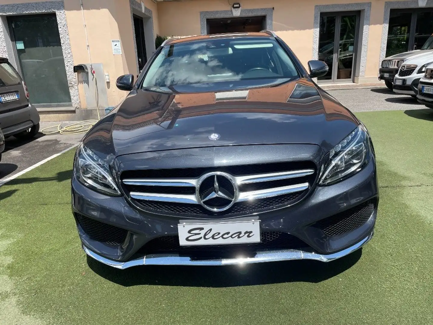 Mercedes-Benz C 220 d S.W. Auto Premium Grigio - 2