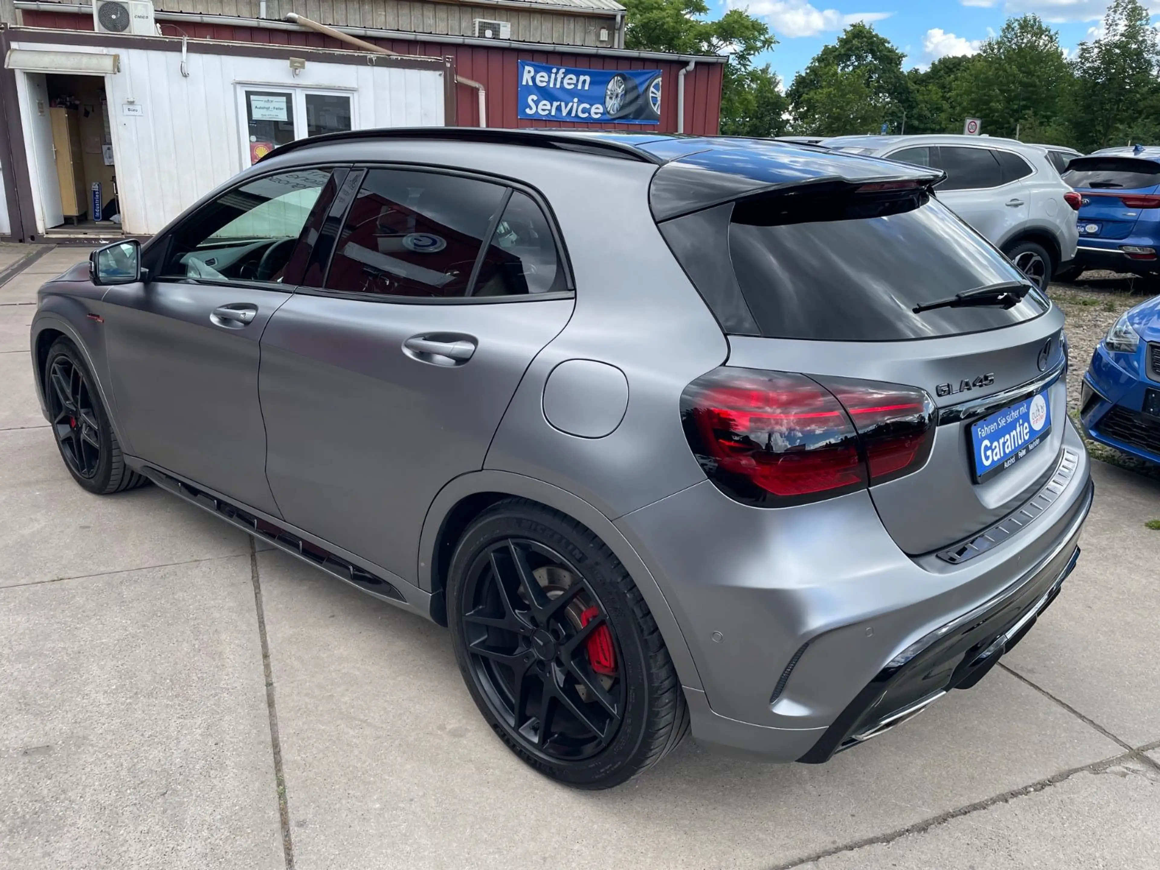 Mercedes-Benz GLA 45 AMG 4Matic/Navi/Leder/Pano/SitzHeiz/LED — photo 6