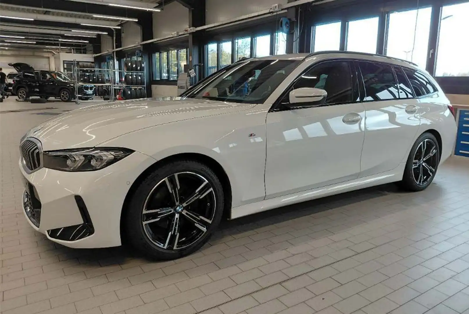 BMW 320 d xDrive M Sport ACC+DAB+Widscreen+SHZ+18"Alu Blanco - 2