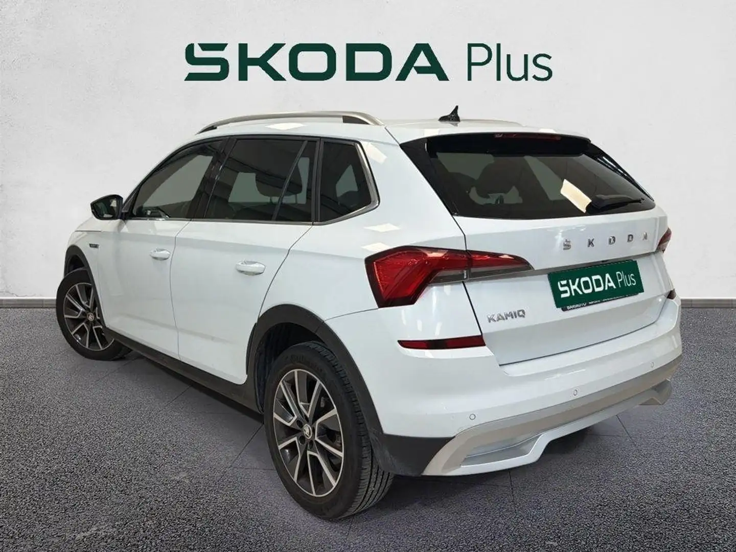 Skoda Kamiq 1.0 TSI Scout 81kW DSG Blanco - 2
