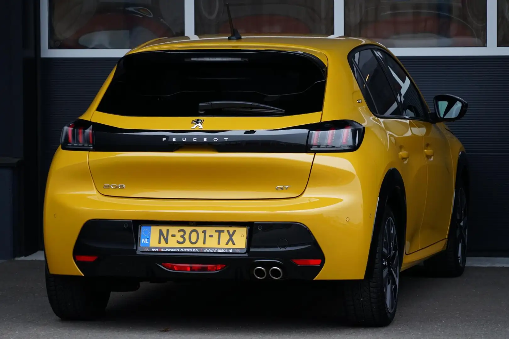 Peugeot 208 1.2 PureTech GT, NL, aut. ACC, stoelverw. camera Jaune - 2