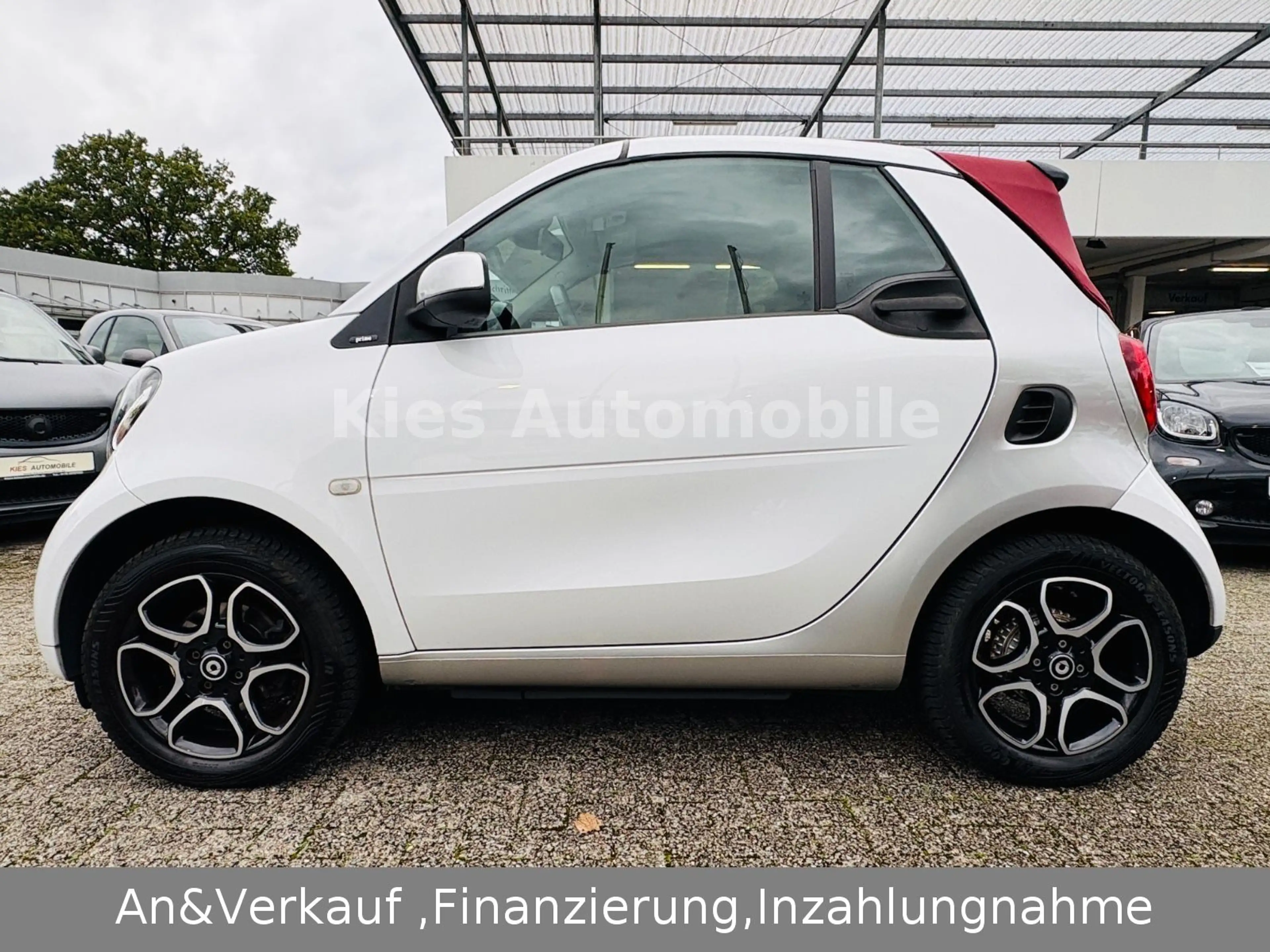 smart forTwo Cabrio Prime 90Ps AUTOM/LEDER/NAVI/KAM/2H — photo 4