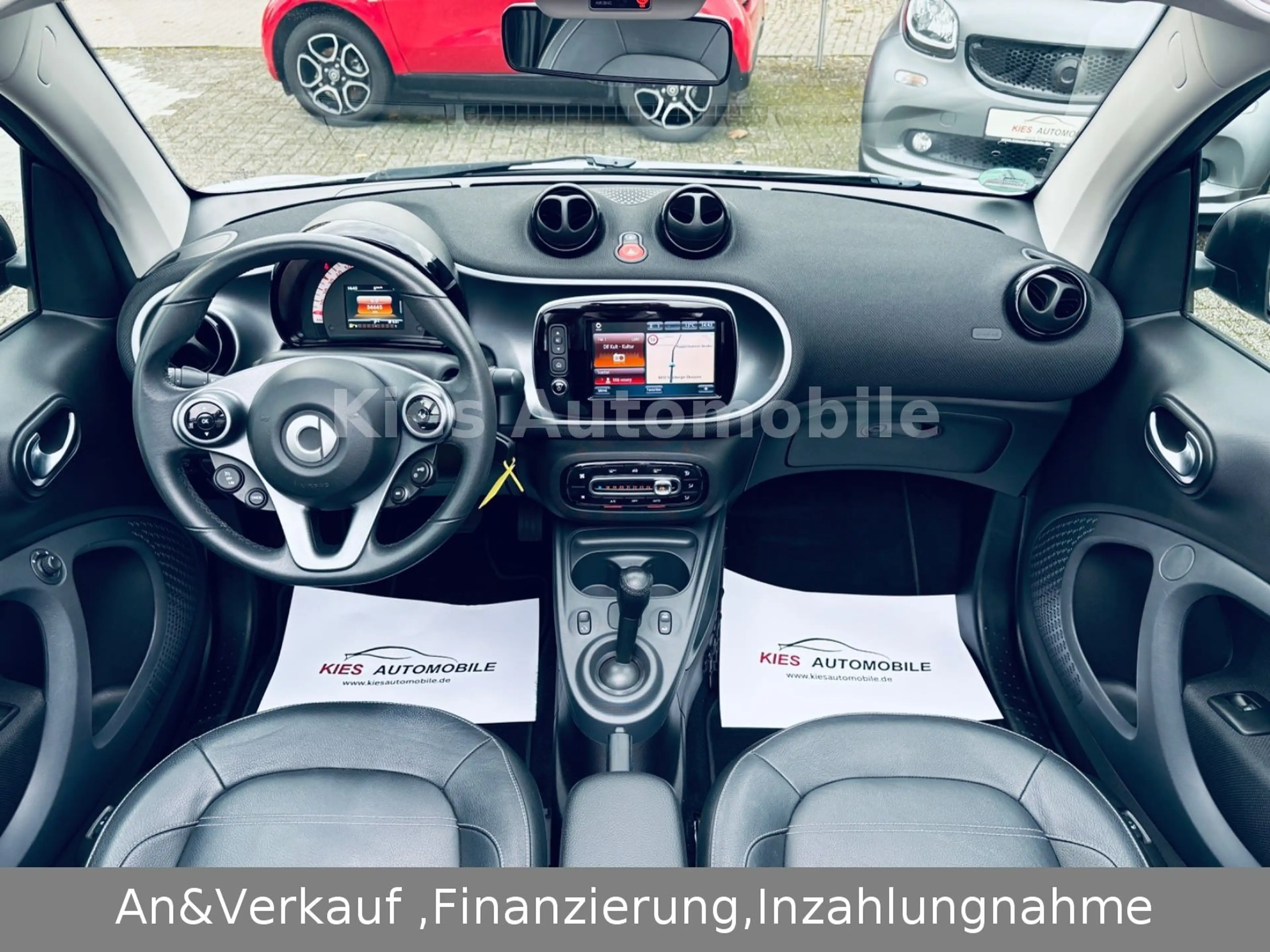 smart forTwo Cabrio Prime 90Ps AUTOM/LEDER/NAVI/KAM/2H — photo 13