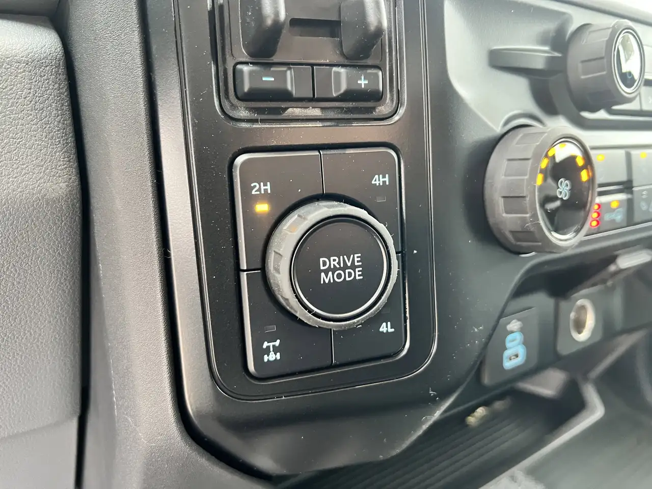 Ford F 350 снимка Ford F 350