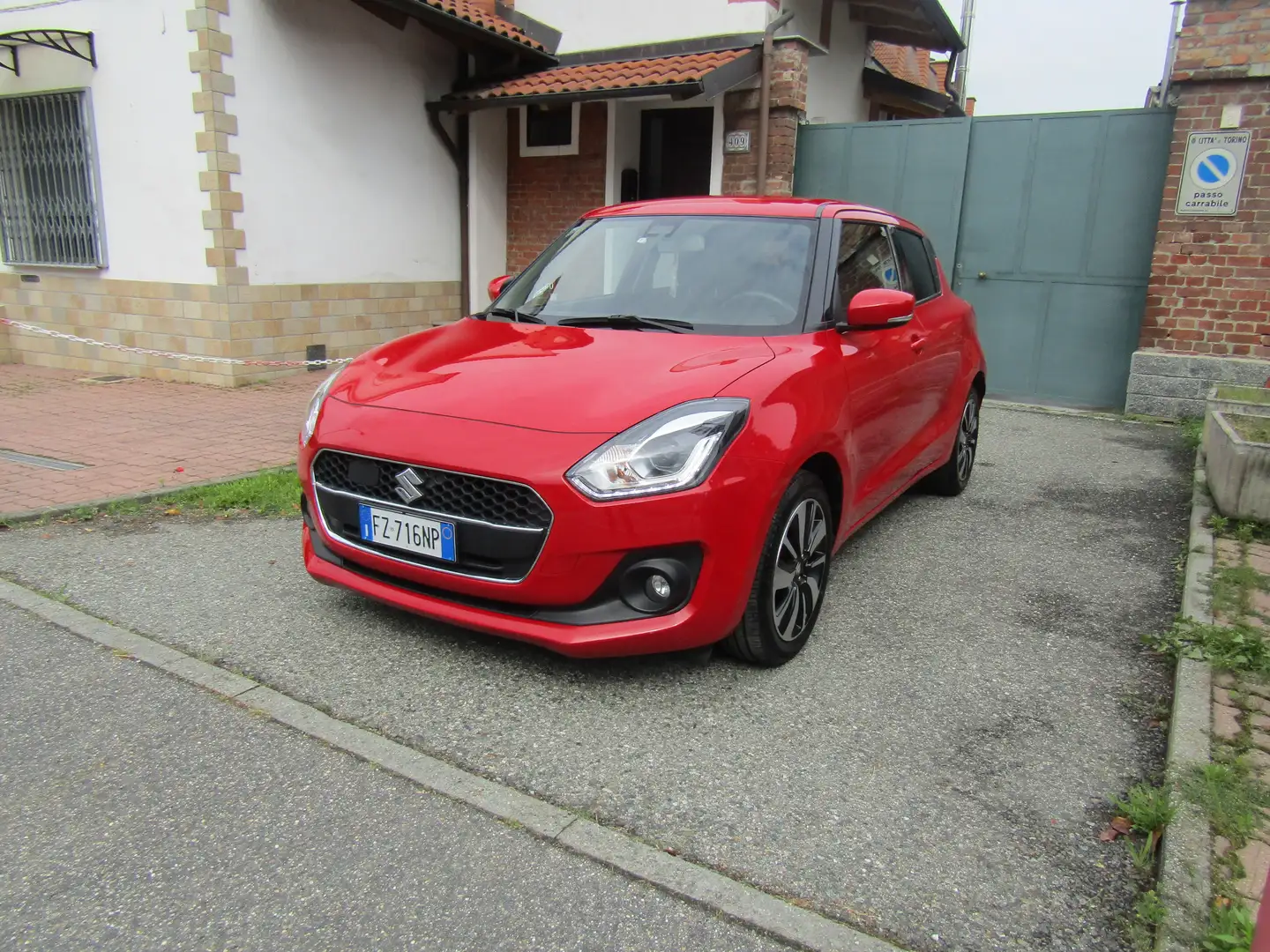 Suzuki Swift 1.2 90CV Hybrid "77.700 km" Carplay, Telecamera p. Rot - 1