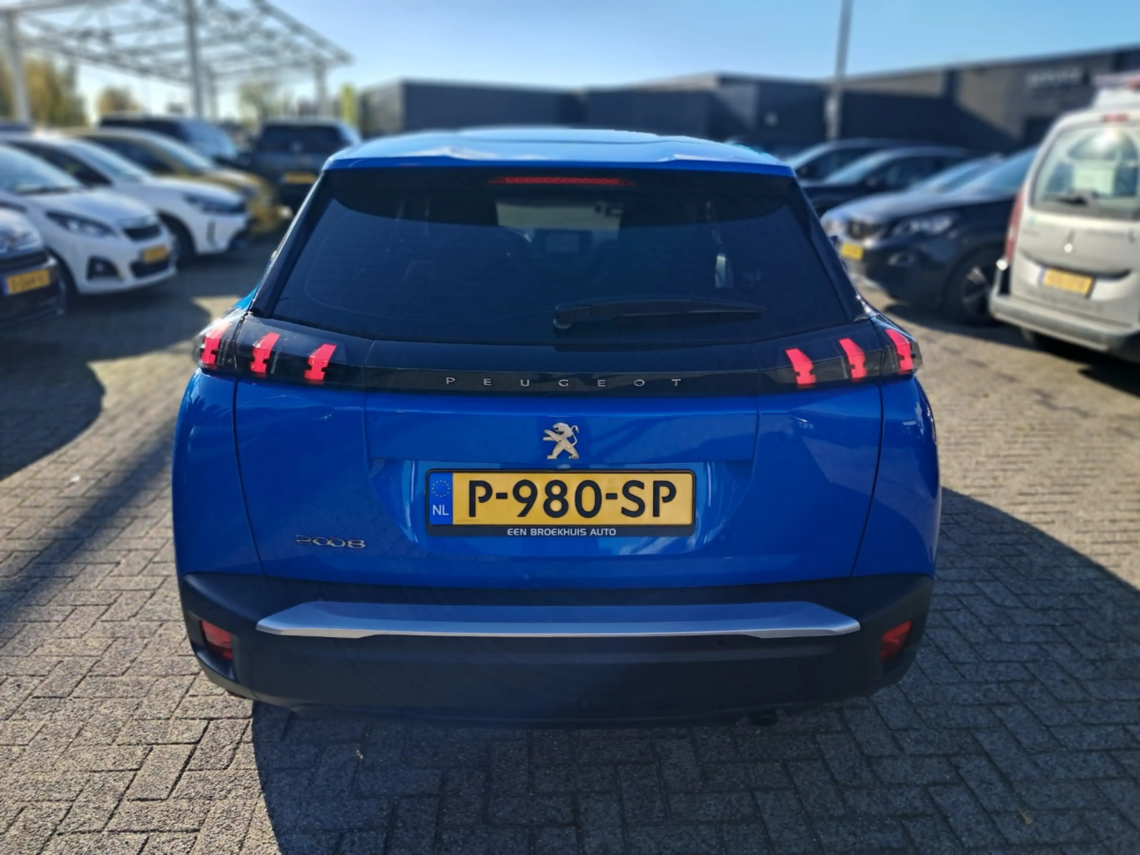 Peugeot 2008 1.2 PureTech Active | Navigatie | Airco | Apple Ca — photo 9