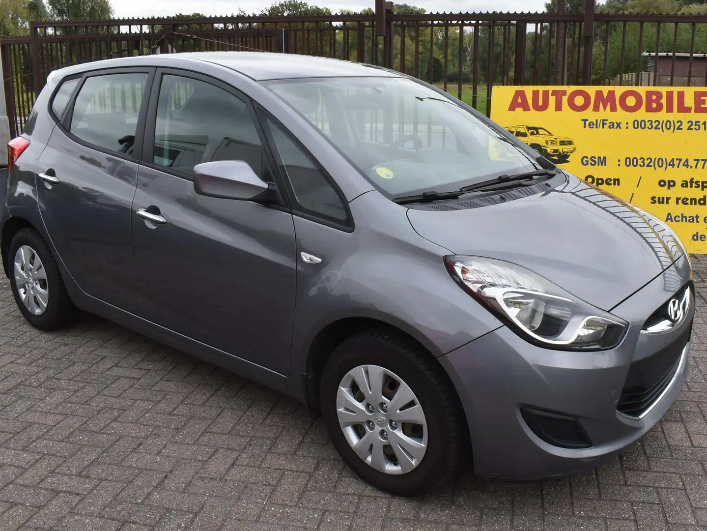 Hyundai iX20 1.4 CRDi Comfort AIRCO Blauw - 1