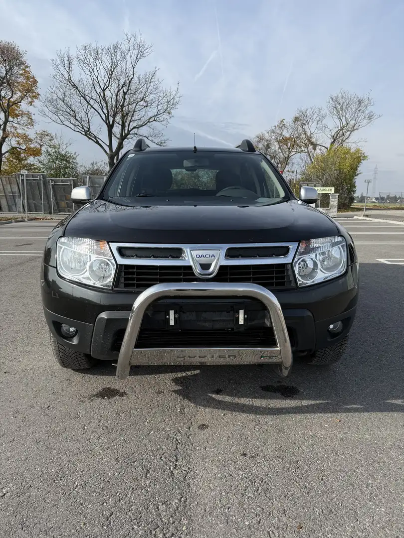 Dacia Duster Laurèate dCi 110 DPF Schwarz - 1