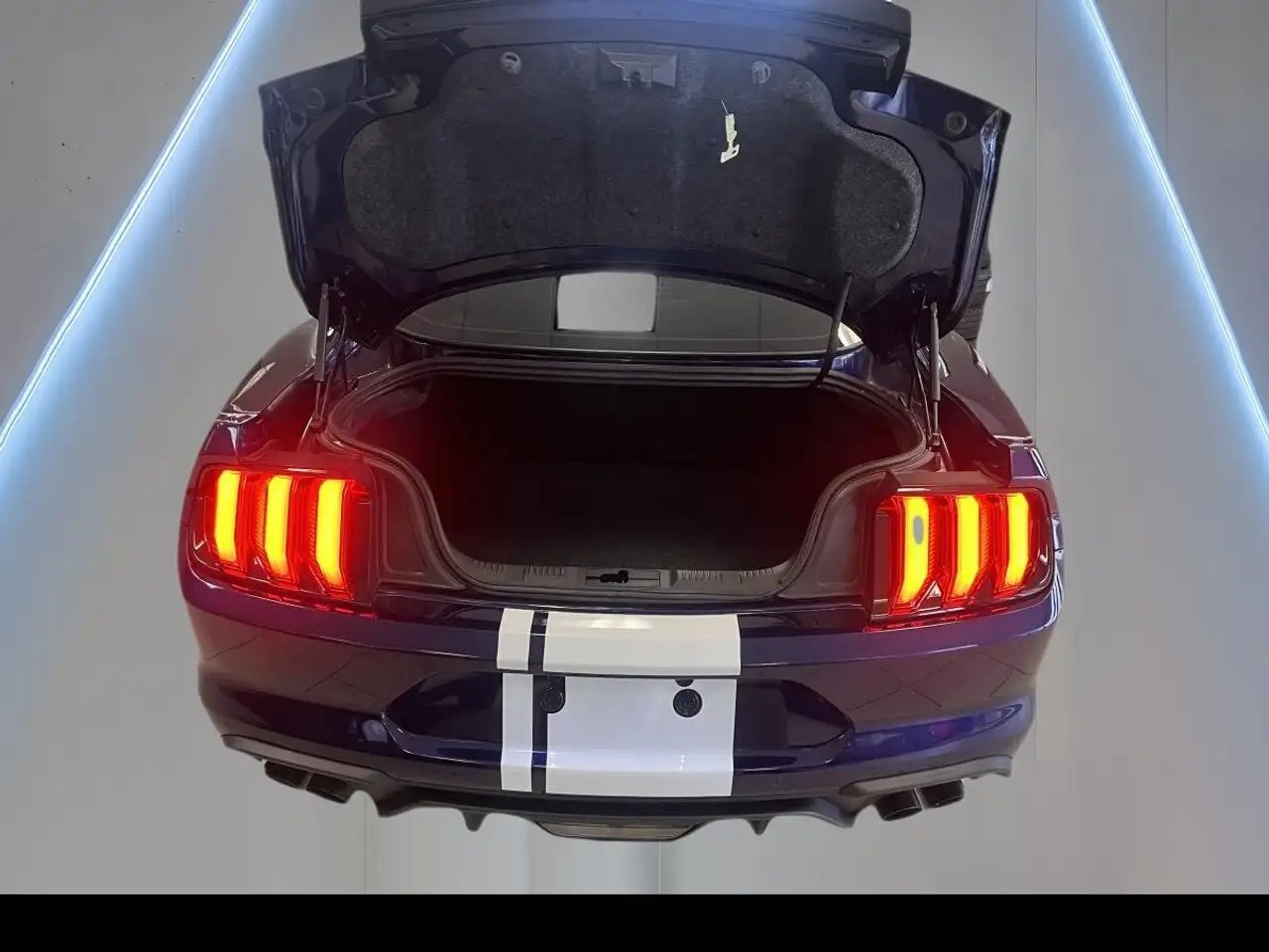 Ford Mustang снимка Ford Mustang