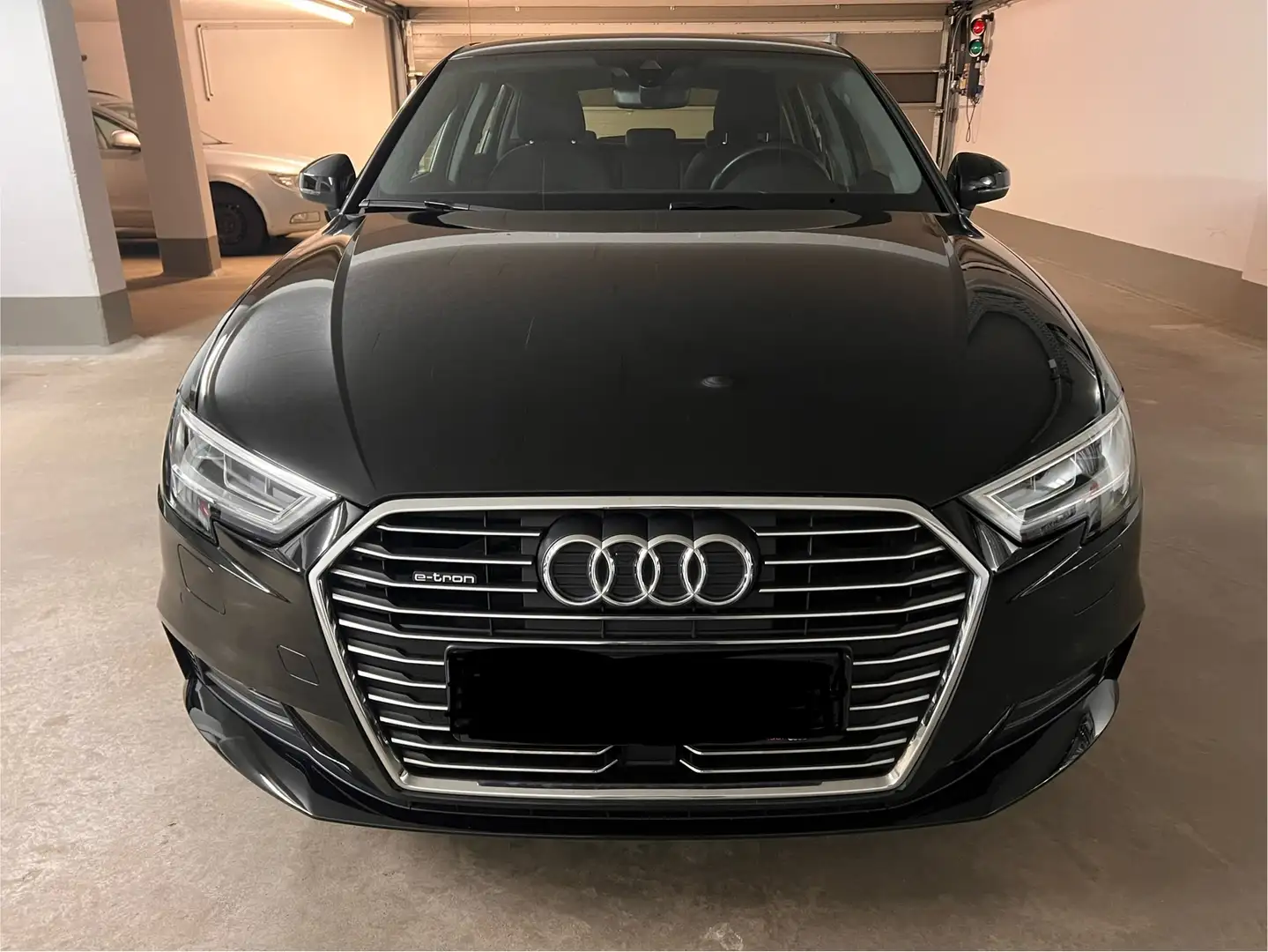 Audi A3 A3 40 e-tron S-Tronic/Navi/LED/Tempomat/2.Hand/ Schwarz - 2