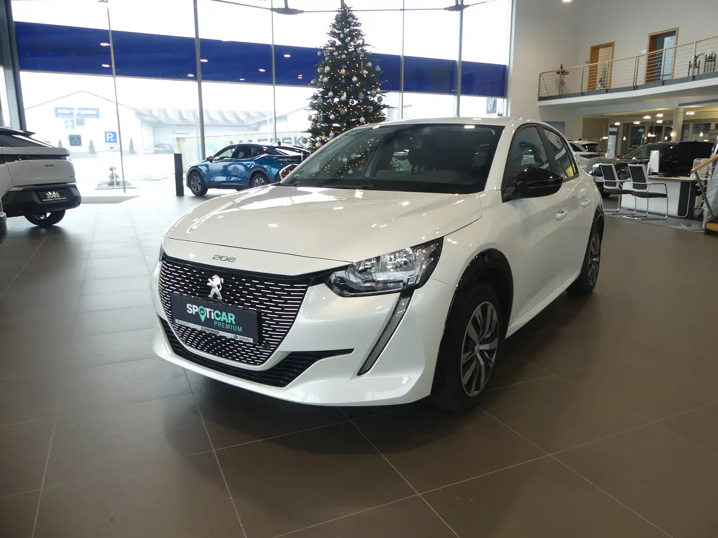 Peugeot 208 e- Active Blanc - 2