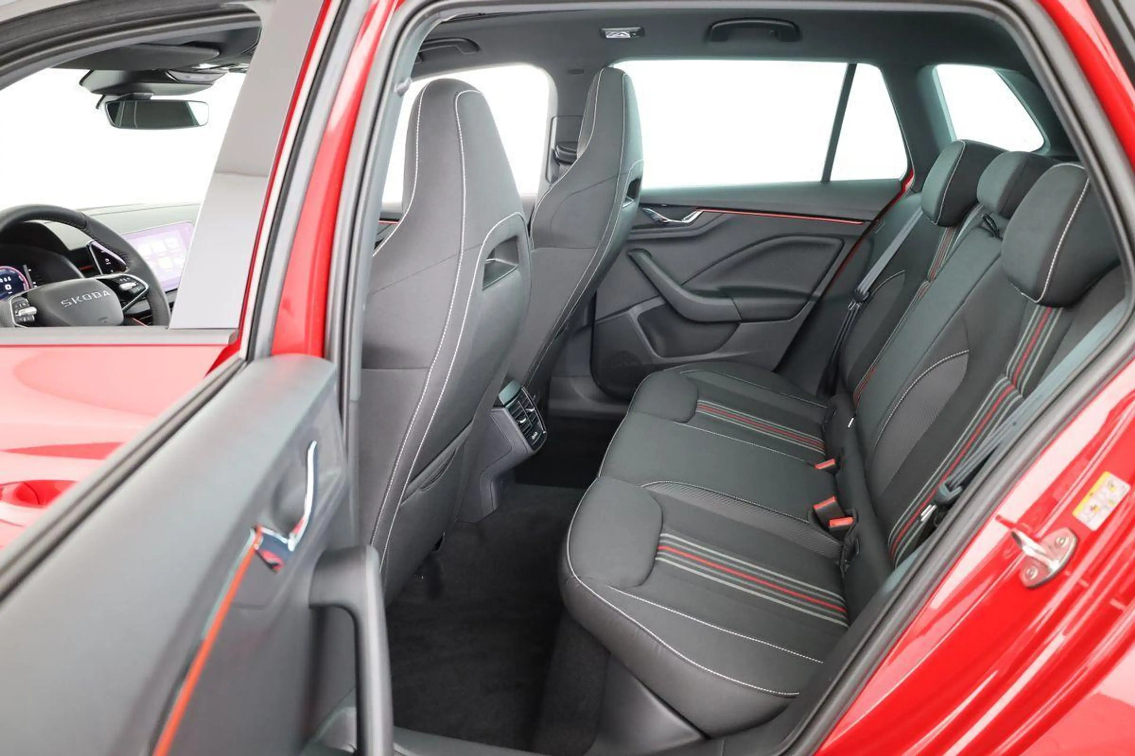 Skoda Kamiq Monte Carlo 1.5 TSI DSG Carlo, Pano, AHK, Matri... — photo 12