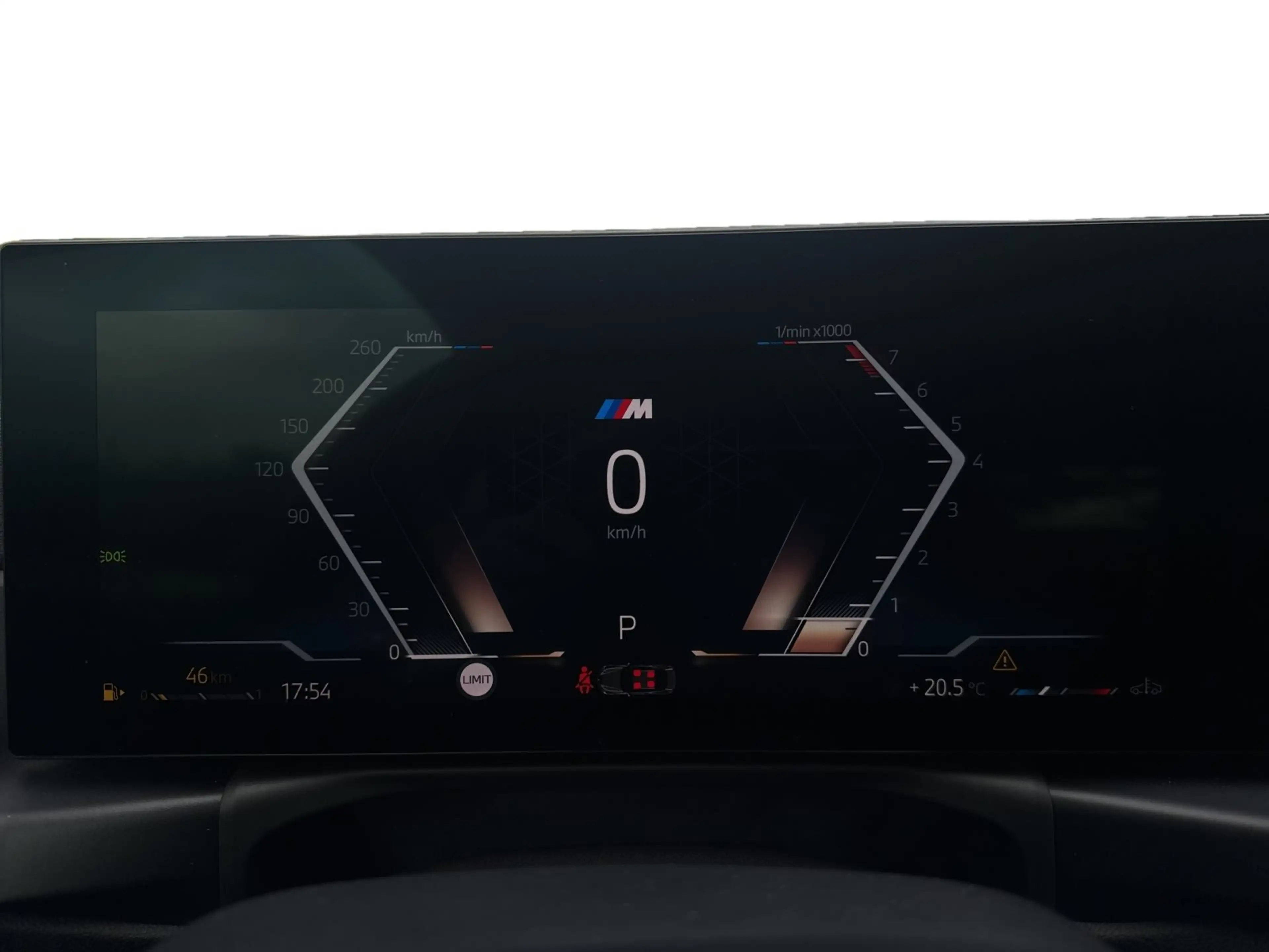 BMW 220 i — photo 15