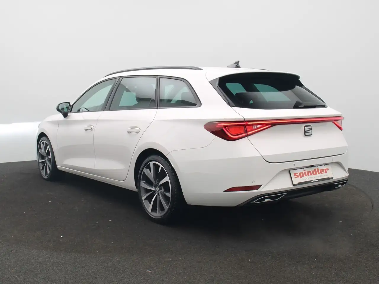 SEAT Leon ST FR 2.0TDI DSG / FullLink, Navi, LED, RFK 6