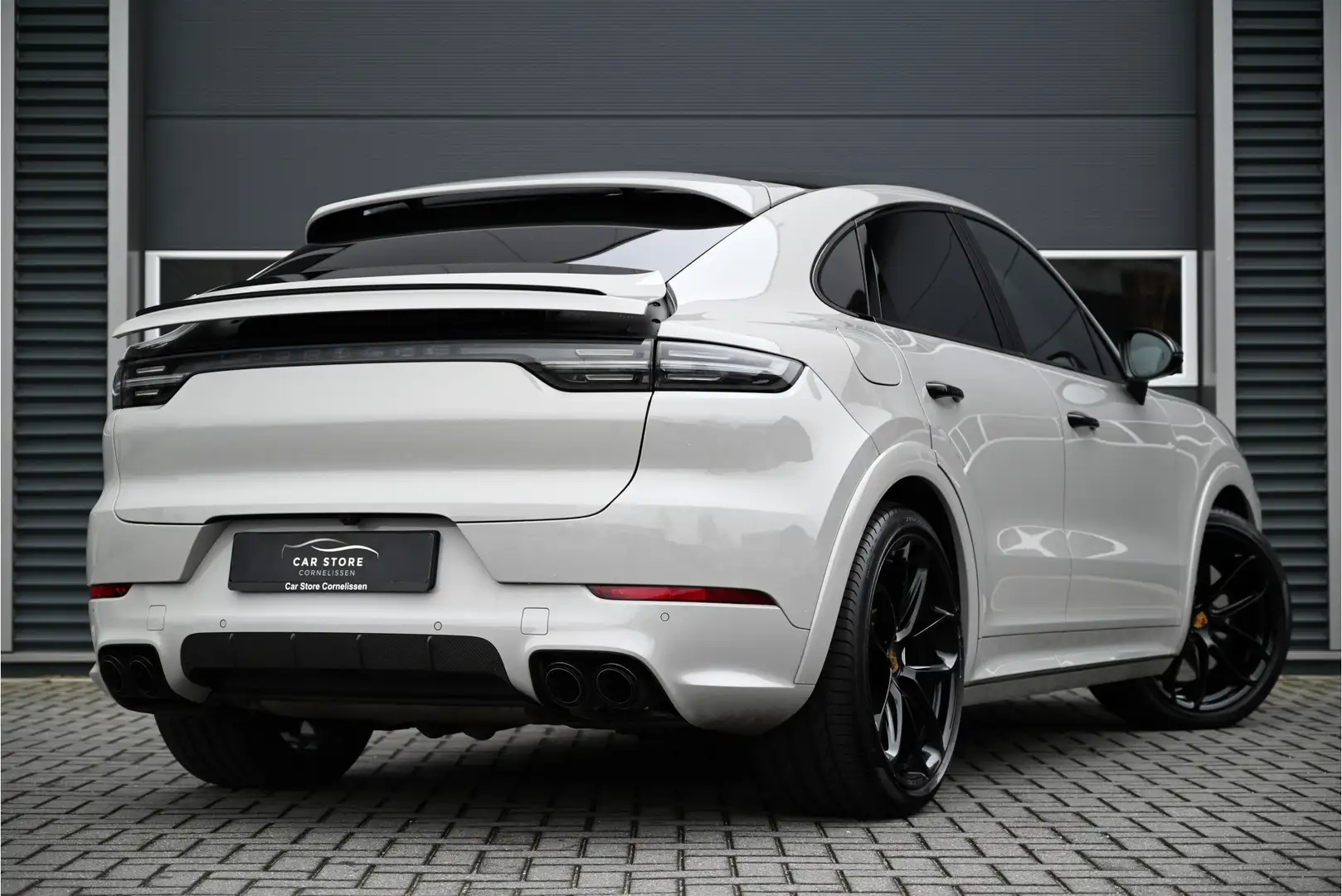 Porsche Cayenne Coupé 3.0 E-Hybrid / LIGHTWEIGHT / KRIJT GRIJS / P Gris - 2