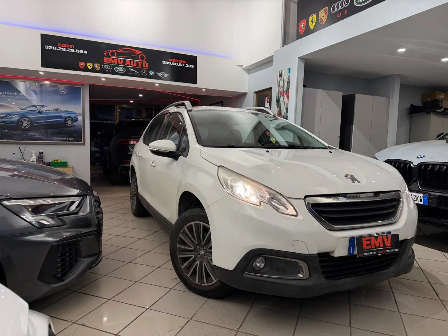 Peugeot 2008 1.4 HDi 68CV Active Blanc - 1
