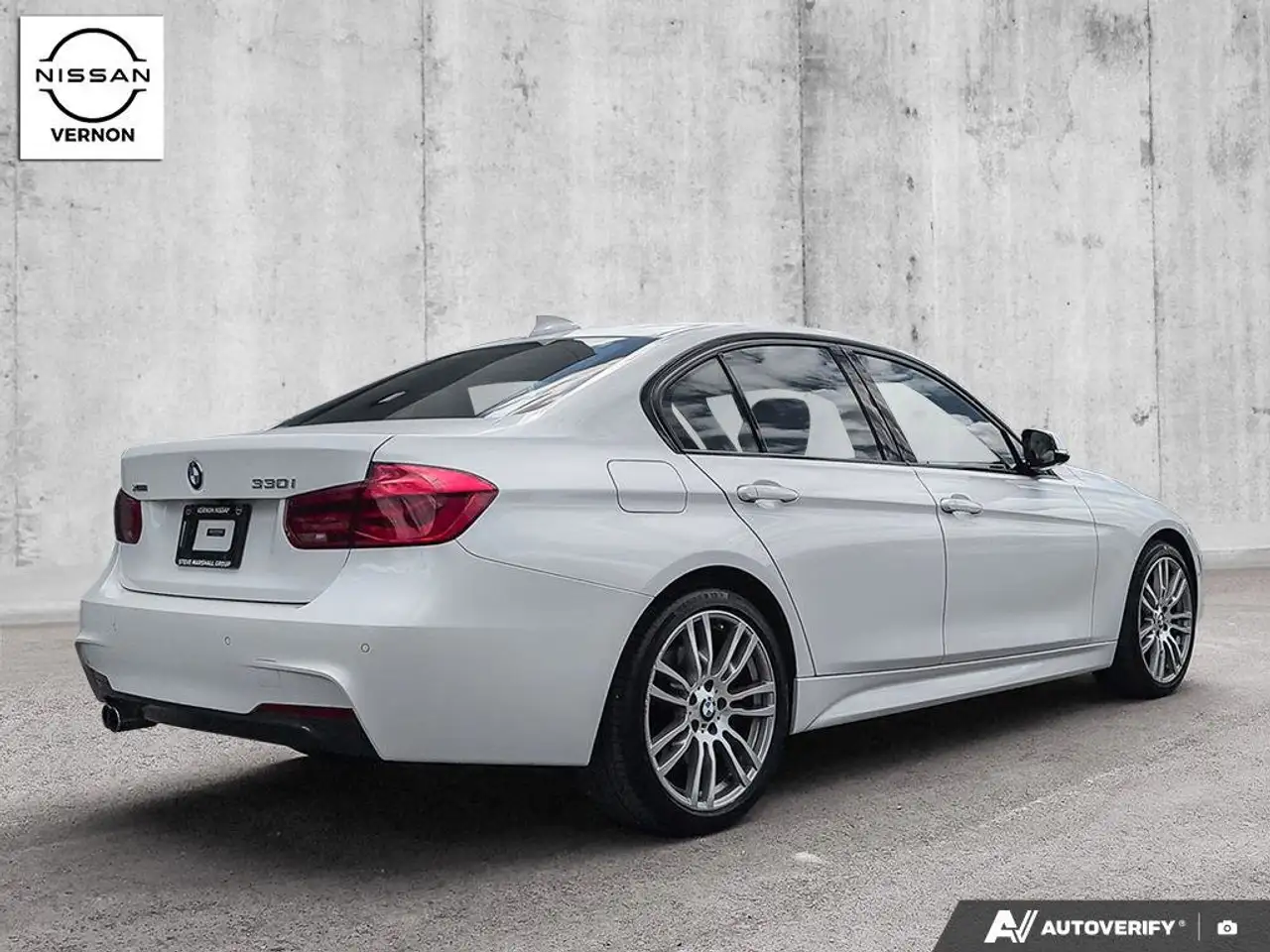 BMW 3 Series photo BMW 3 Series