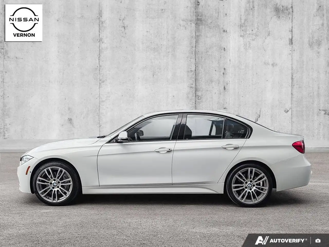 BMW 3 Series photo BMW 3 Series
