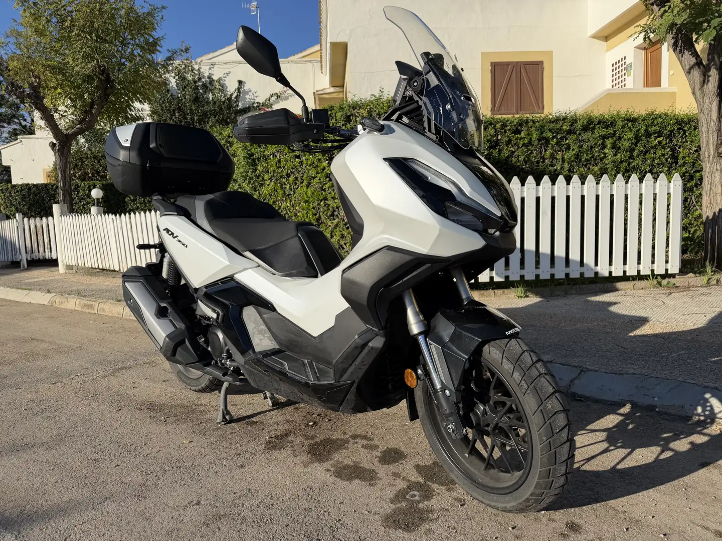 Honda ADV 350 - 1