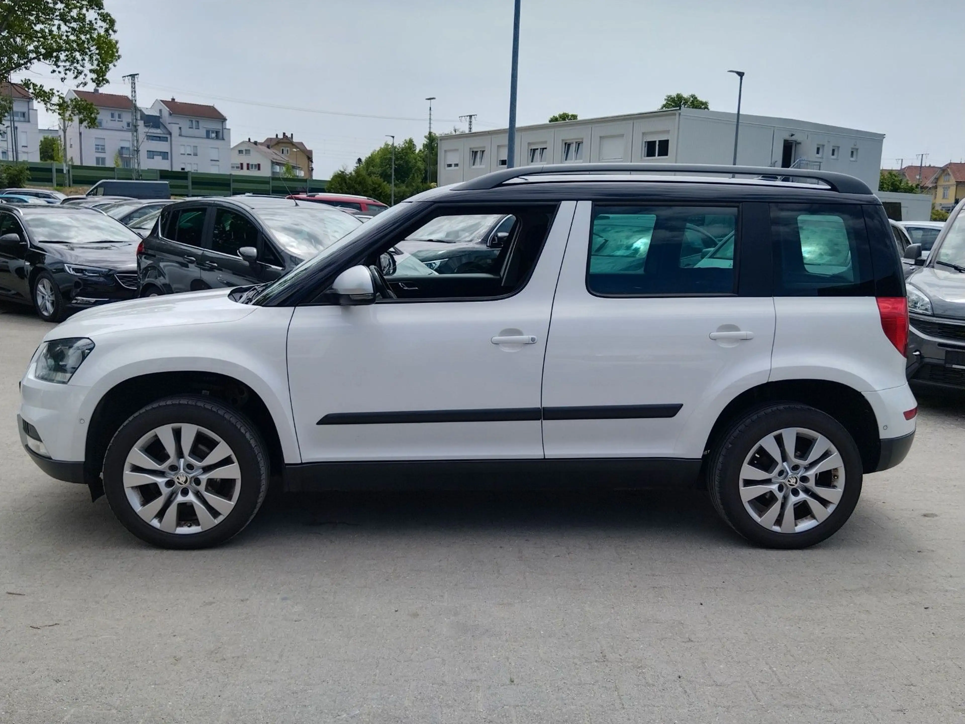 Skoda Yeti Ambition Outdoor+AUTOMATIK+TÜV/NEU — photo 4