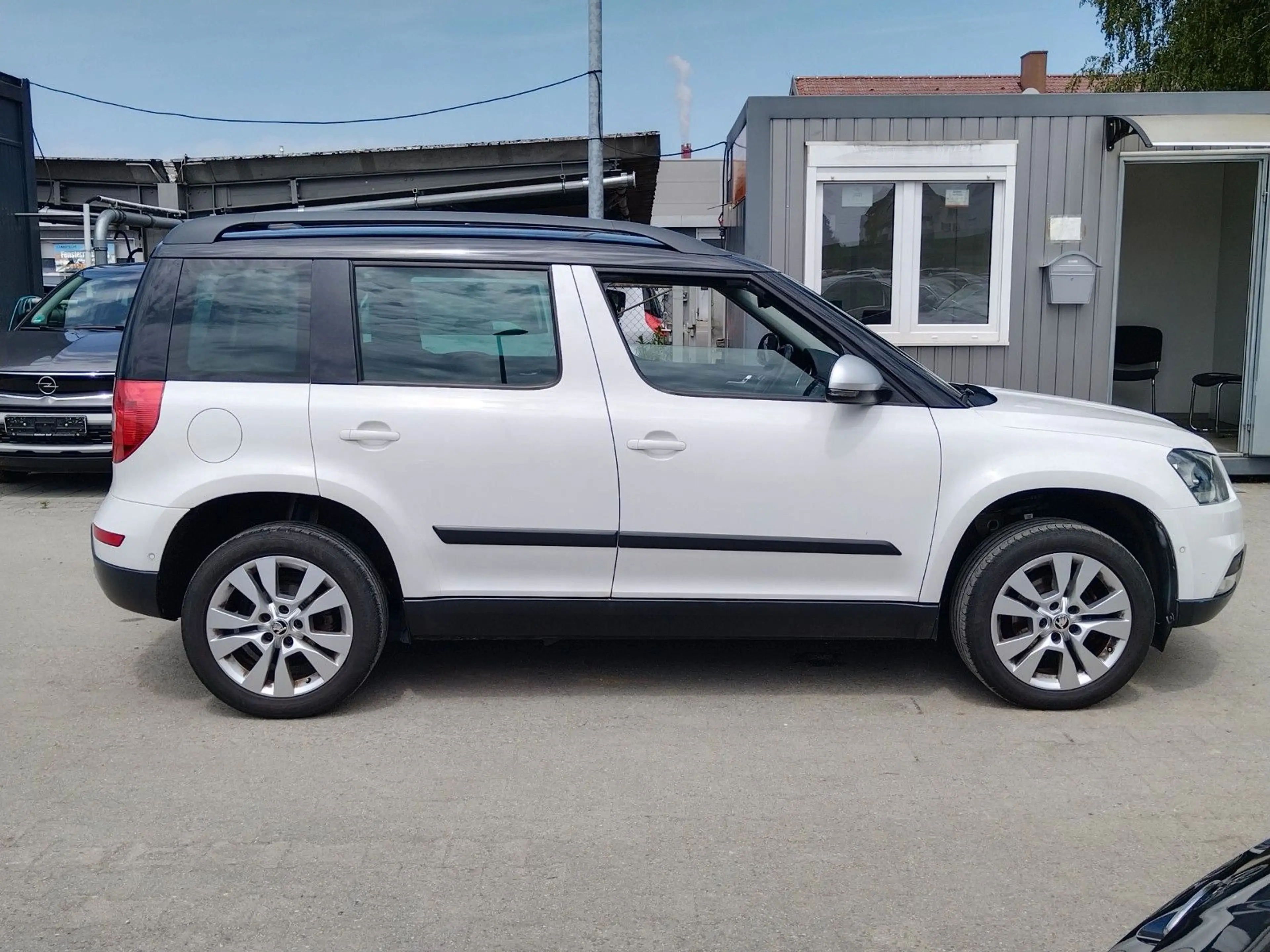 Skoda Yeti Ambition Outdoor+AUTOMATIK+TÜV/NEU — photo 8