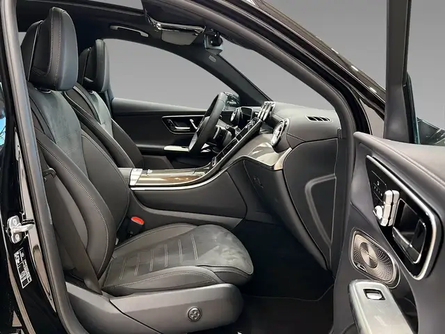 Mercedes-Benz 220 view 14