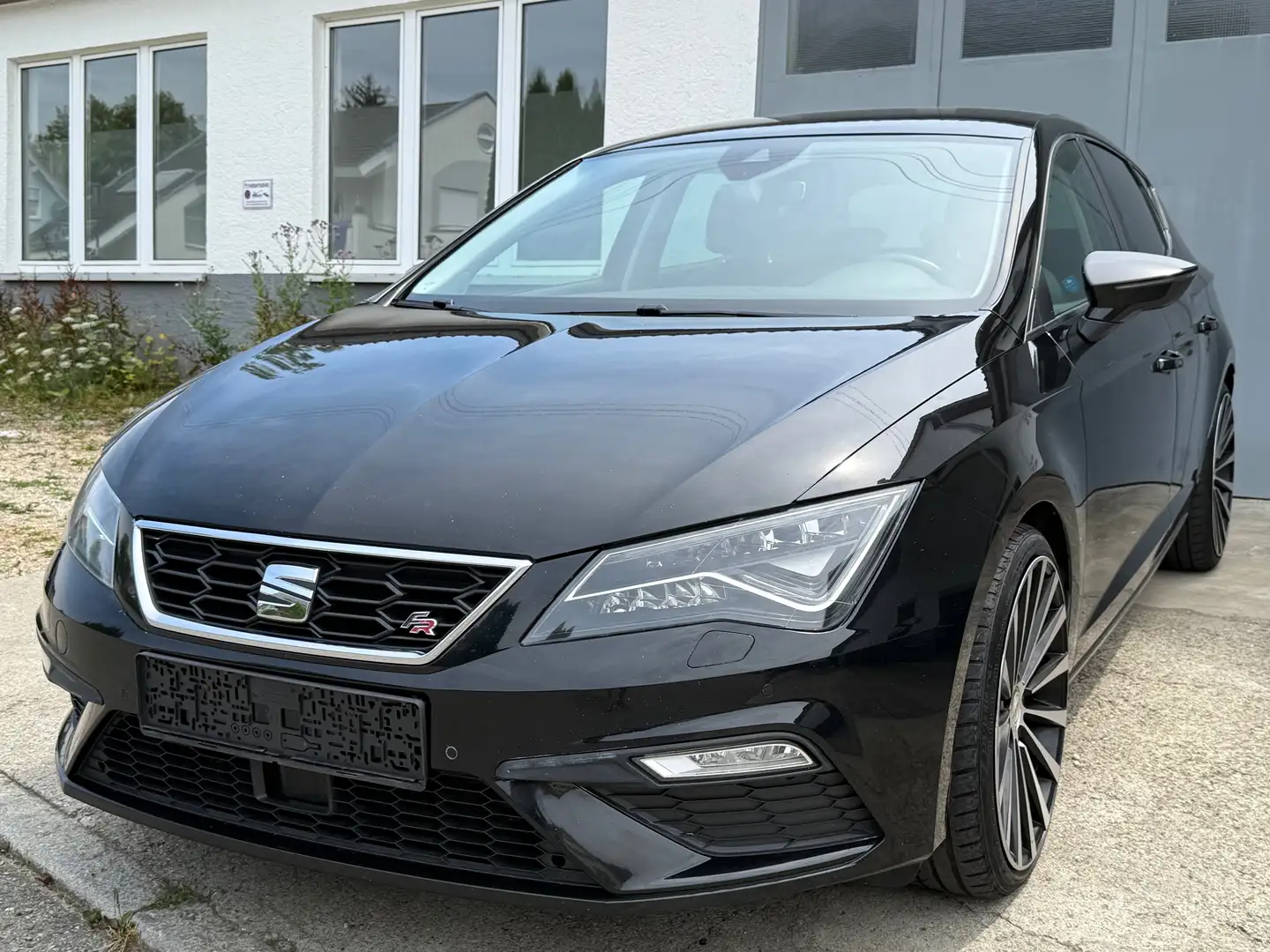 SEAT Leon FR*Aut*Navi*Led*Acc* Noir - 1