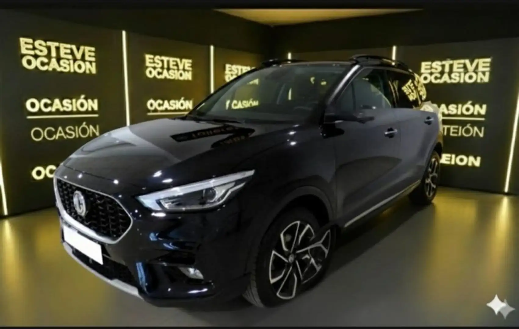 MG ZS 1.0T Luxury Negro - 1